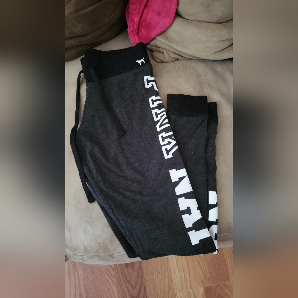 Victoria's Secret leggings
